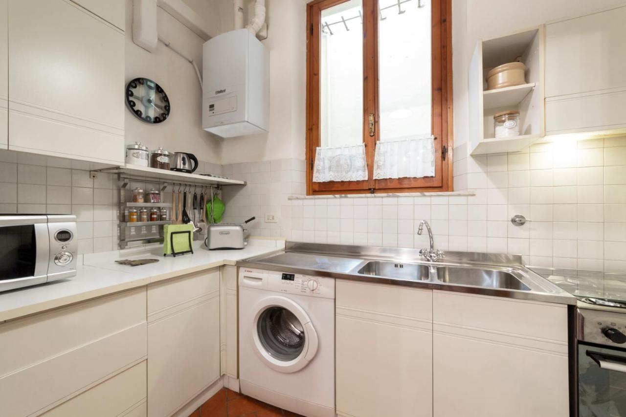 110 Sqm Apartment 6 Sleeps In Santa Croce Florence Buitenkant foto