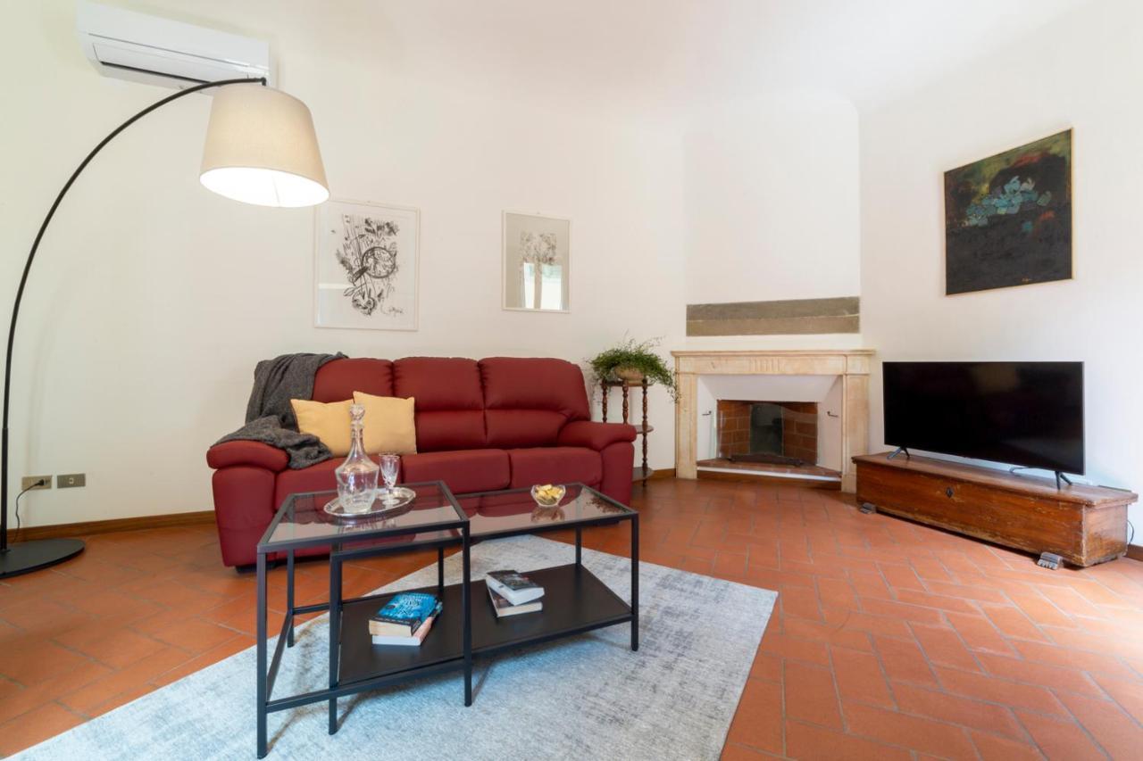 110 Sqm Apartment 6 Sleeps In Santa Croce Florence Buitenkant foto